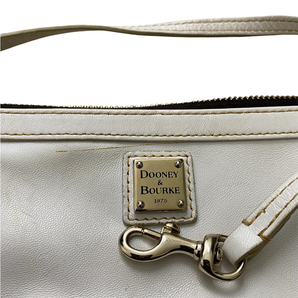 Dooney & Bourke White Leather Women's Wallet - Picture 3 of 12